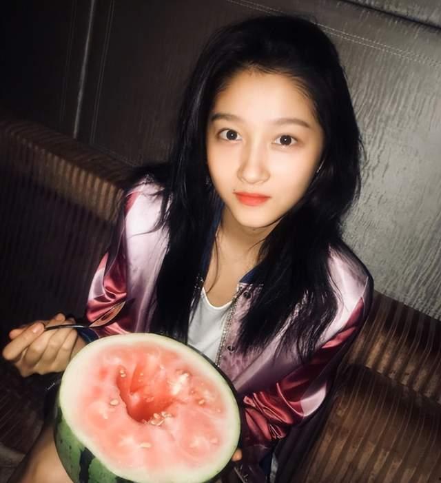 吃瓜娱乐圈网友,揭秘明星幕后故事